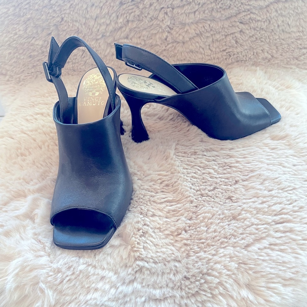 Vince Camuto Slingbacks
